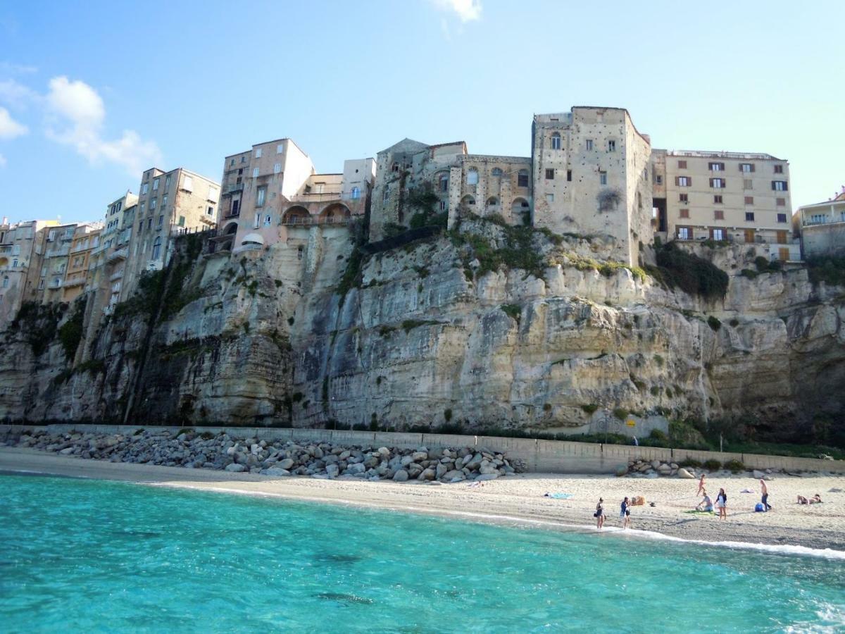 Astoria Tropea Centro Storico Apartment Bagian luar foto